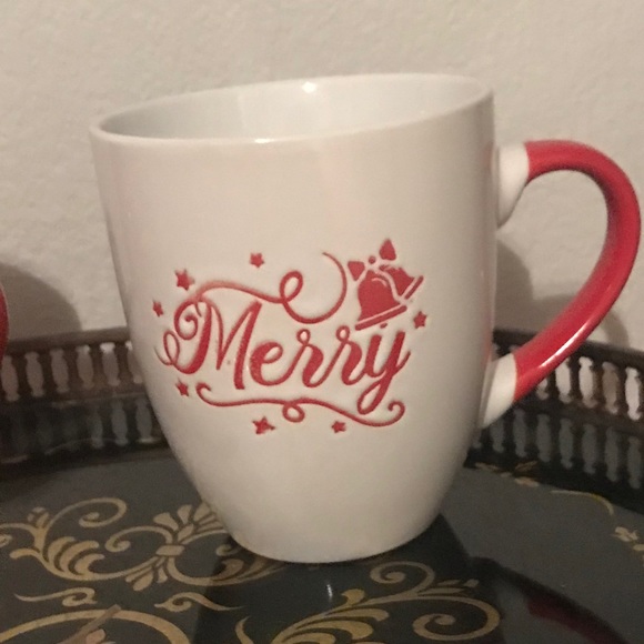 Holiday mugs set of four - Picture 5 of 6